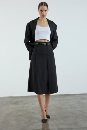 Önden Çift Yırtmaçlı Diz Altı Etek